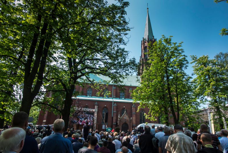 LED Screens fuer kirchliche Feiern