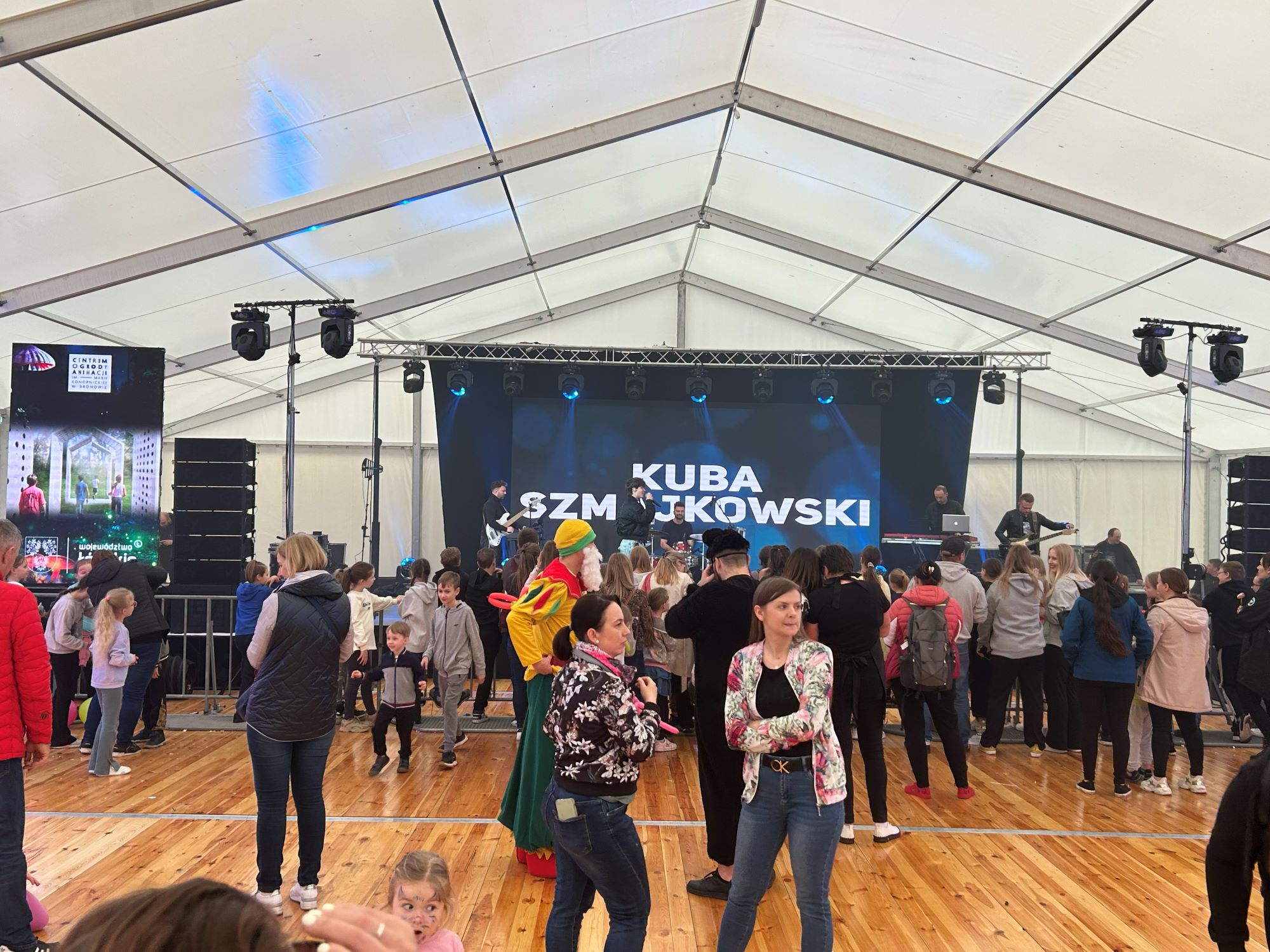 Wynajem telebimów i nagłośnienia na koncert