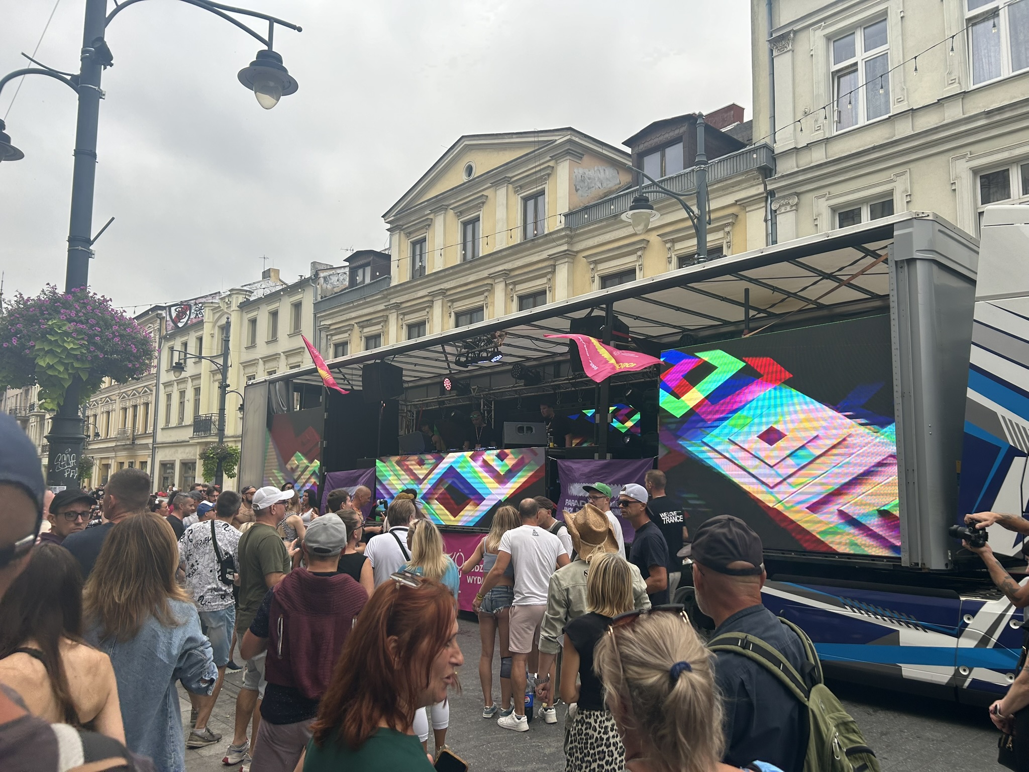 Koncert z telebimem i nagłośnieniem